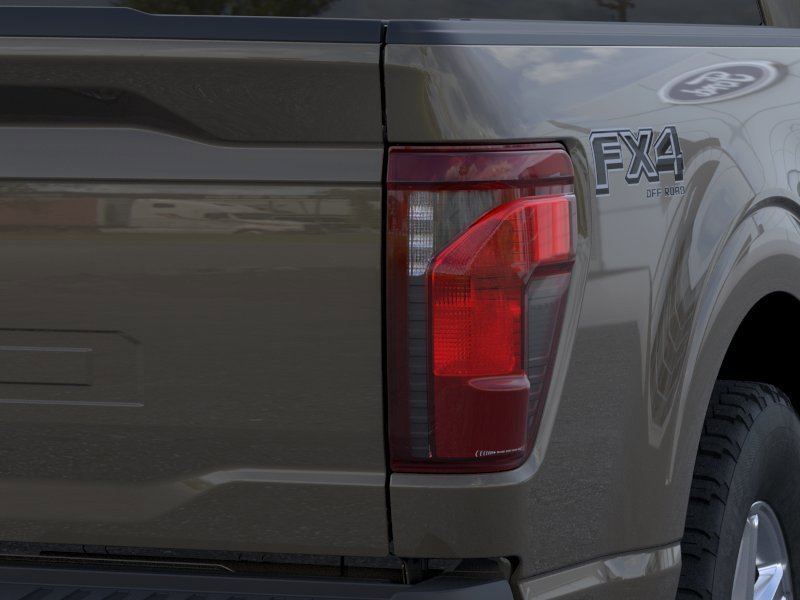 New 2026 Marsh Gray Ford XLT image 21