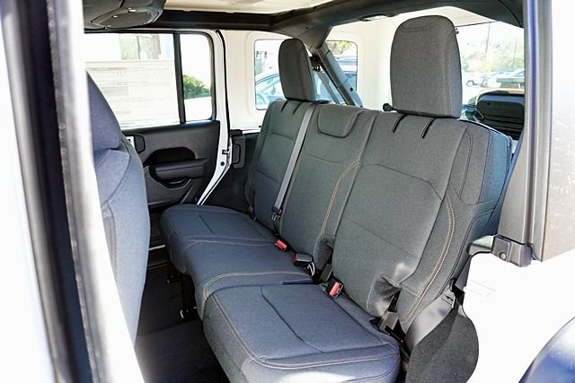 New 2026 Bright White Clear-Coat Exterior Paint Jeep Sport image 22