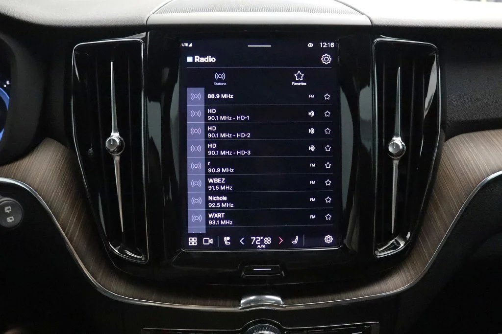 2022 Volvo XC60 Momentum - Photo 23
