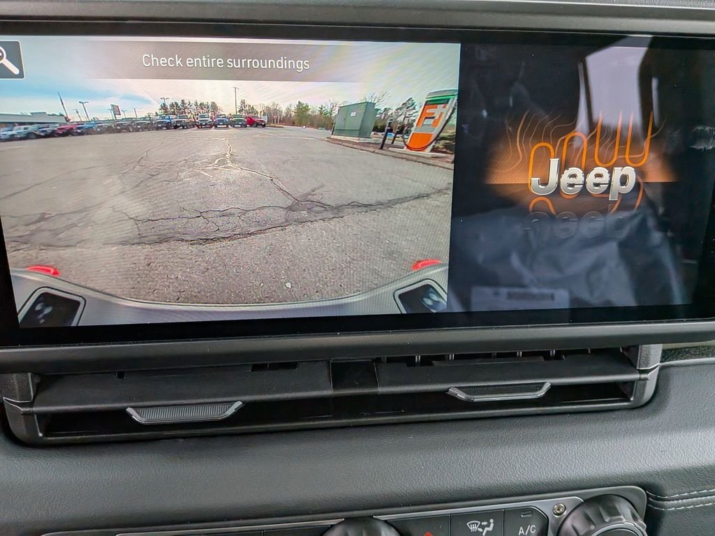 New 2026 Reign Exterior Paint Jeep Mojave image 21