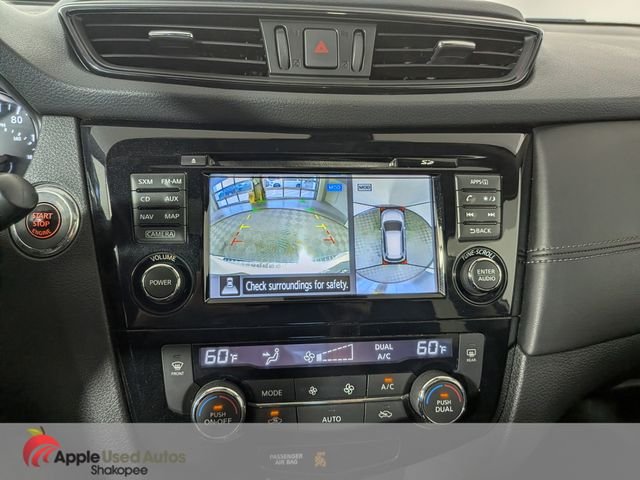 Used 2017 White Nissan SL image 20