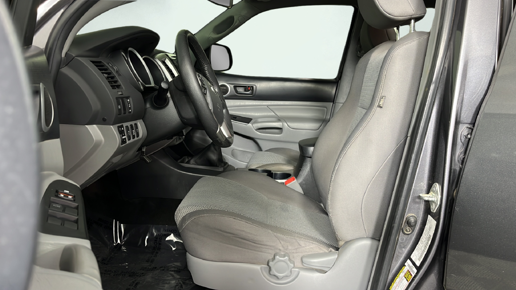 Used 2015 Gray Toyota Base image 14