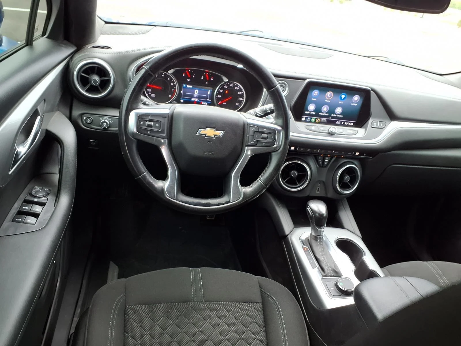 Used 2019 Kinetic Blue Metallic Chevrolet  image 4
