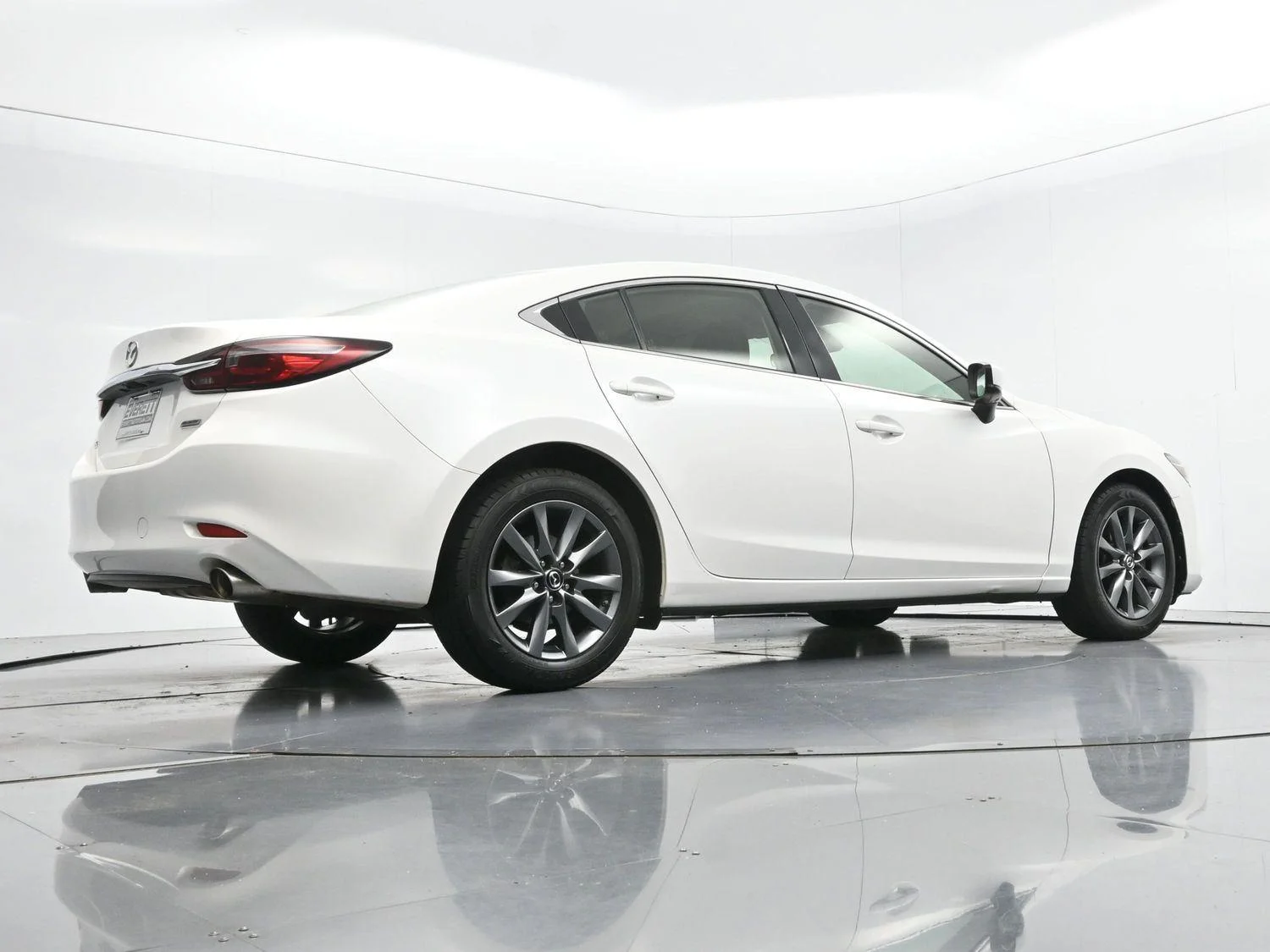 Used 2018 Snowflake White Pearl Mica Mazda Sport image 43
