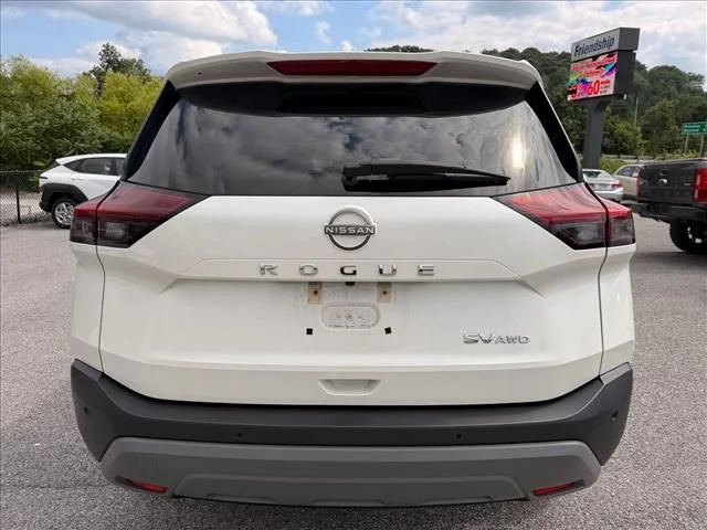 Used 2023 White Nissan SV image 11