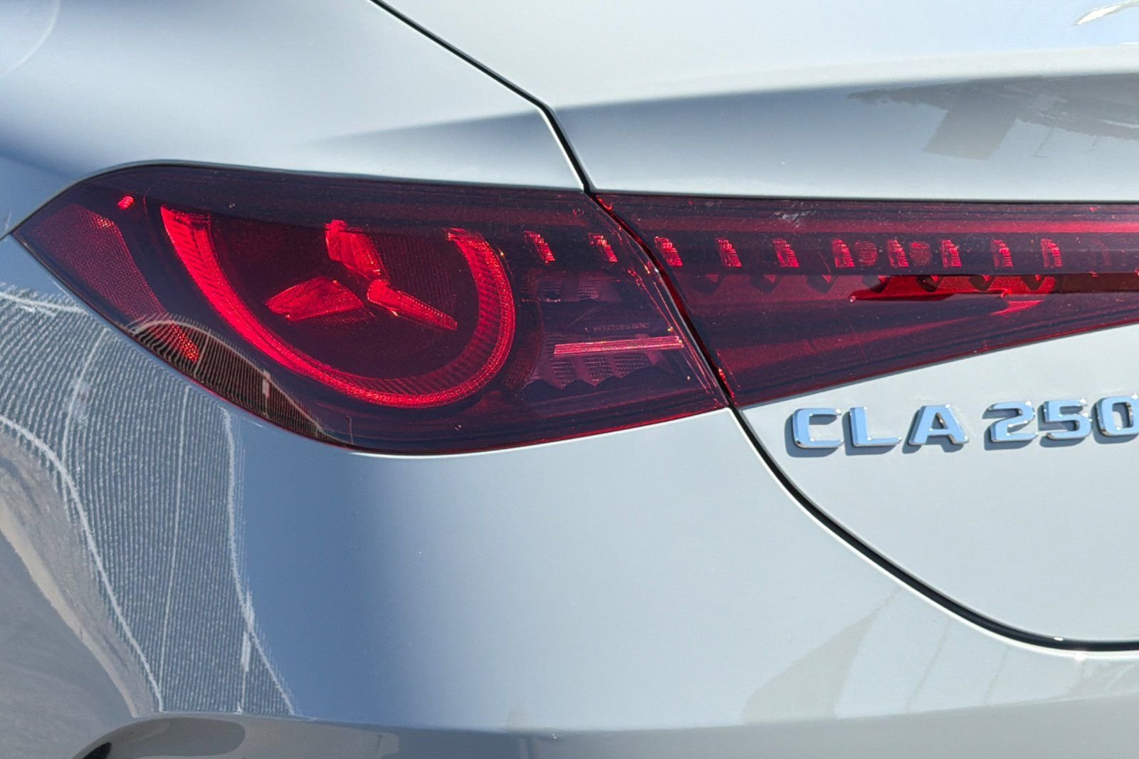 New 2027 MANUFAKTUR Alpine Grey Mercedes-Benz CLA 250+ image 15