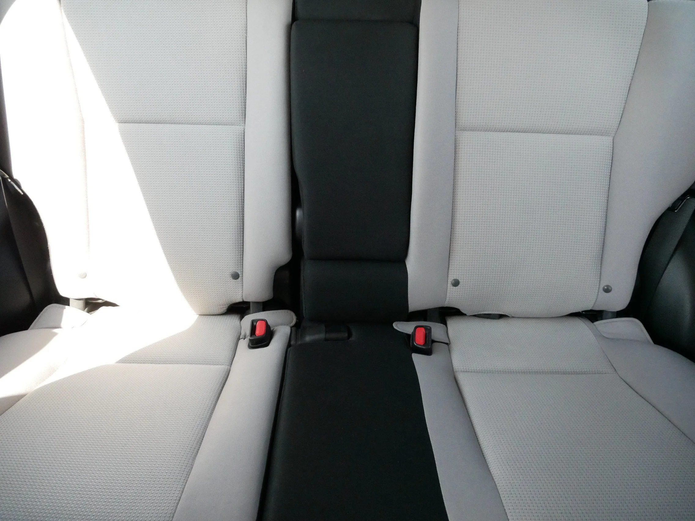 Used 2018 Ruby Flare Pearl Toyota XLE image 13