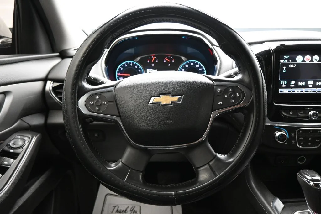 Used 2019 Silver Chevrolet 3LT image 15