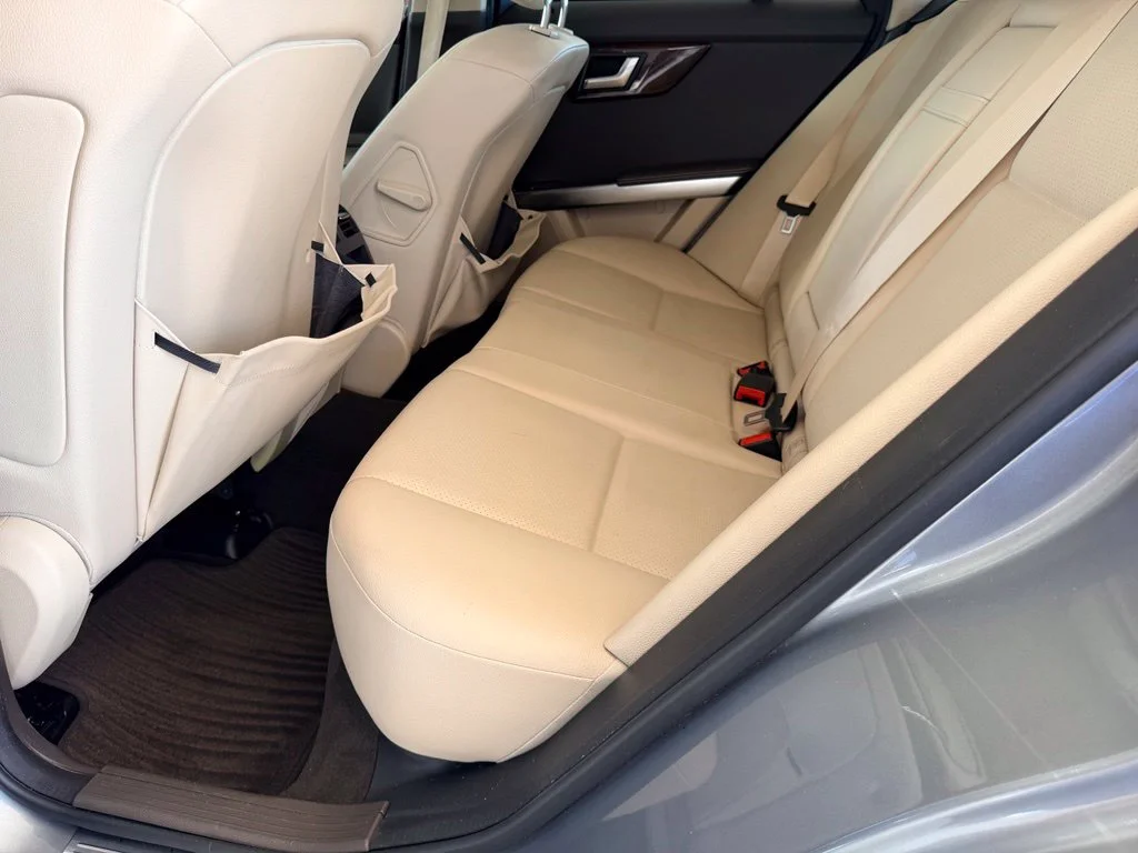 Used 2013 Silver Mercedes-Benz GLK 350 image 24