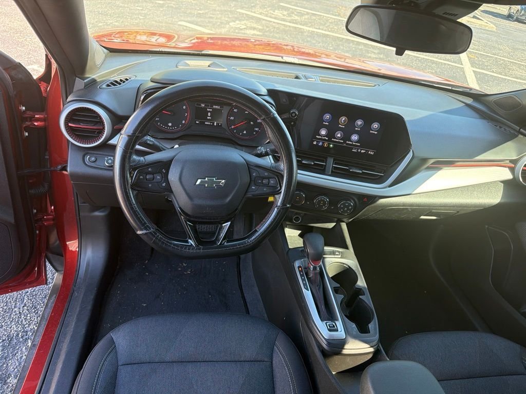 Used 2024 Red Chevrolet 1RS image 17