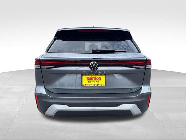 New 2026 Platinum Gray Metallic Volkswagen S image 7