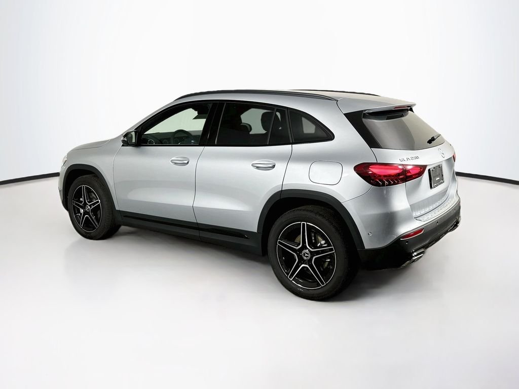 New 2026 Cirrus Silver Metallic Mercedes-Benz GLA 250 image 4