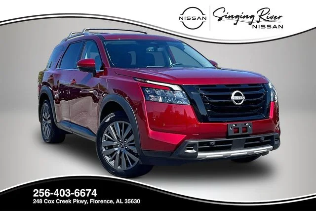 2025 Nissan Pathfinder SL 2WD's photo
