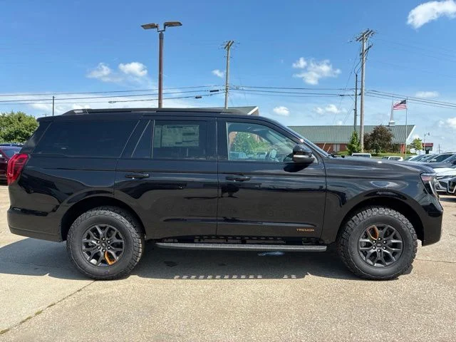 New 2026 Agate Black Metallic Ford Tremor® image 13