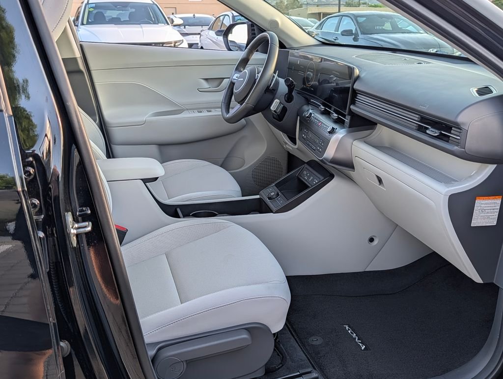 2024 Hyundai Kona EV SEL - Photo 9