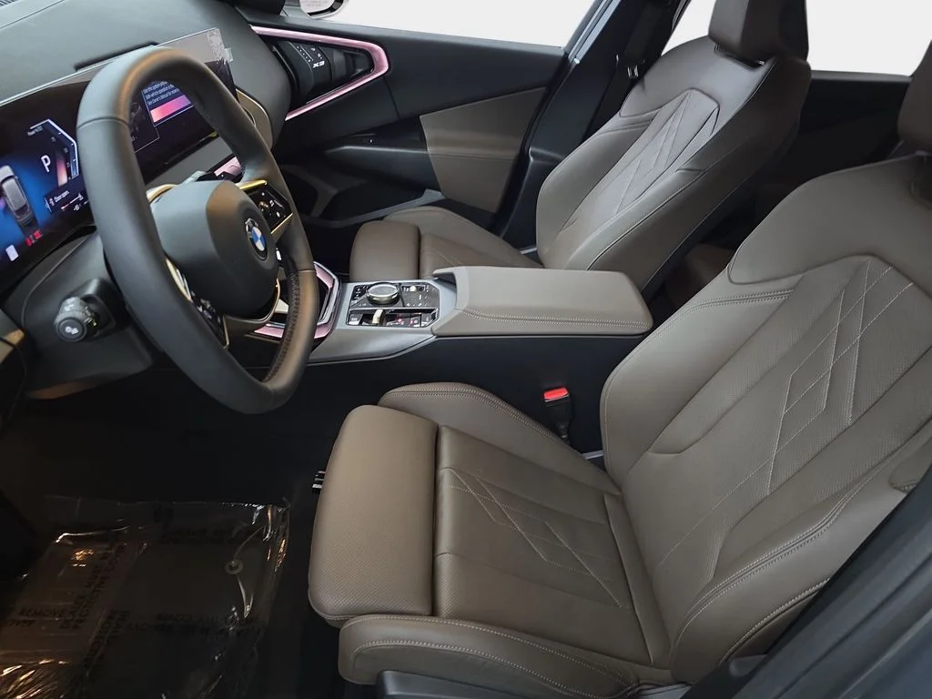 Used 2025 Skyscraper Gray Metallic BMW 30 xDrive image 18