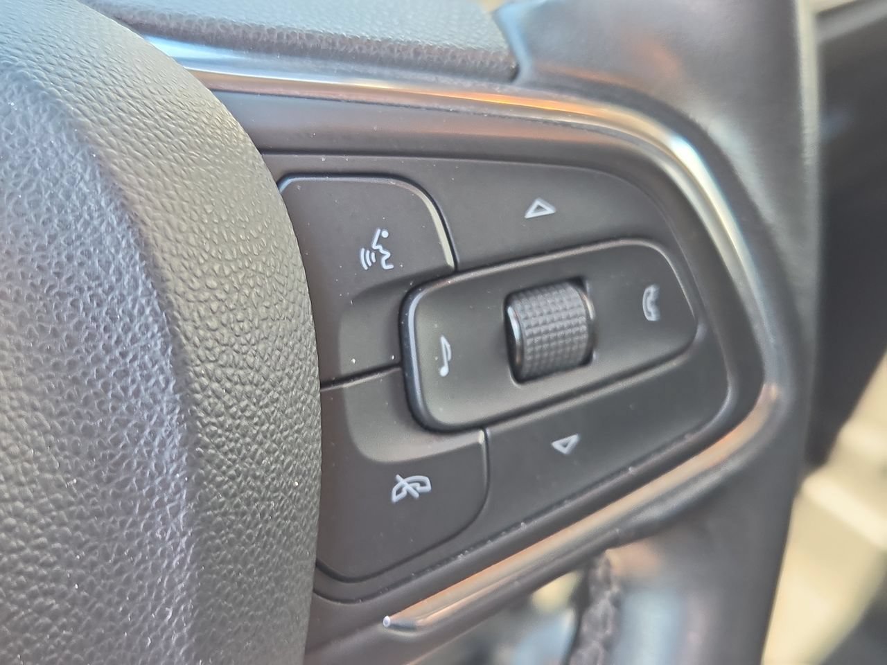 Used 2024 Ebony Twilight Metallic Buick Sport Touring image 36
