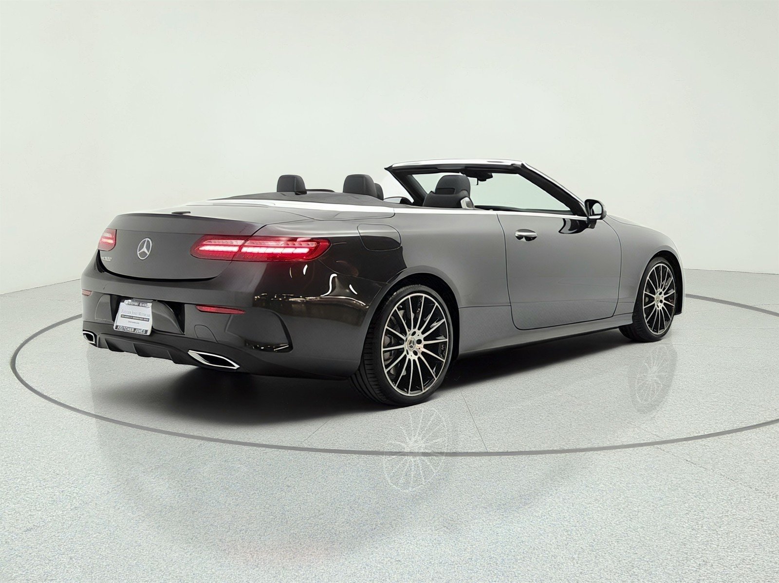 Certified Used 2023 Graphite Grey Metallic Mercedes-Benz E 450 RWD Cabriolet image 5