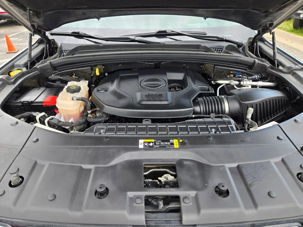 Used 2022 Gray Jeep Overland image 36