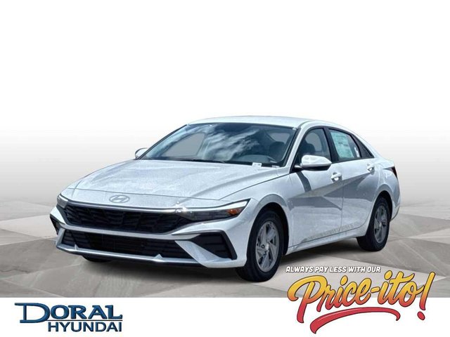 2026 Hyundai ELANTRA SE