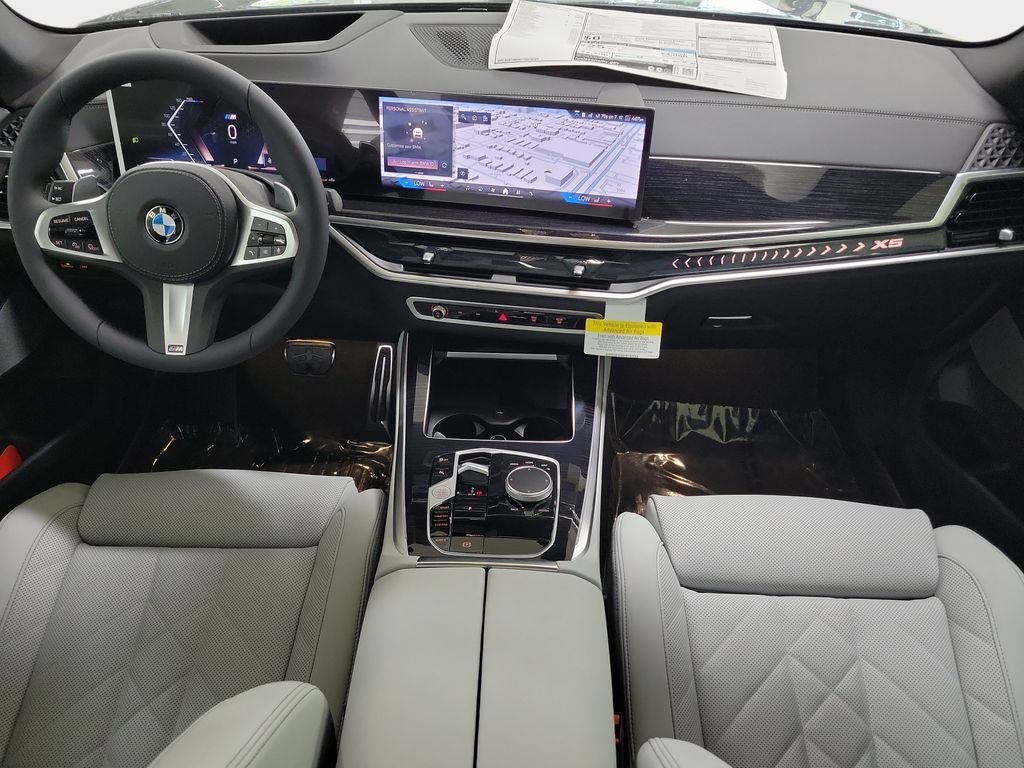 New 2026 Dravit Grey Metallic BMW sDrive40i image 8