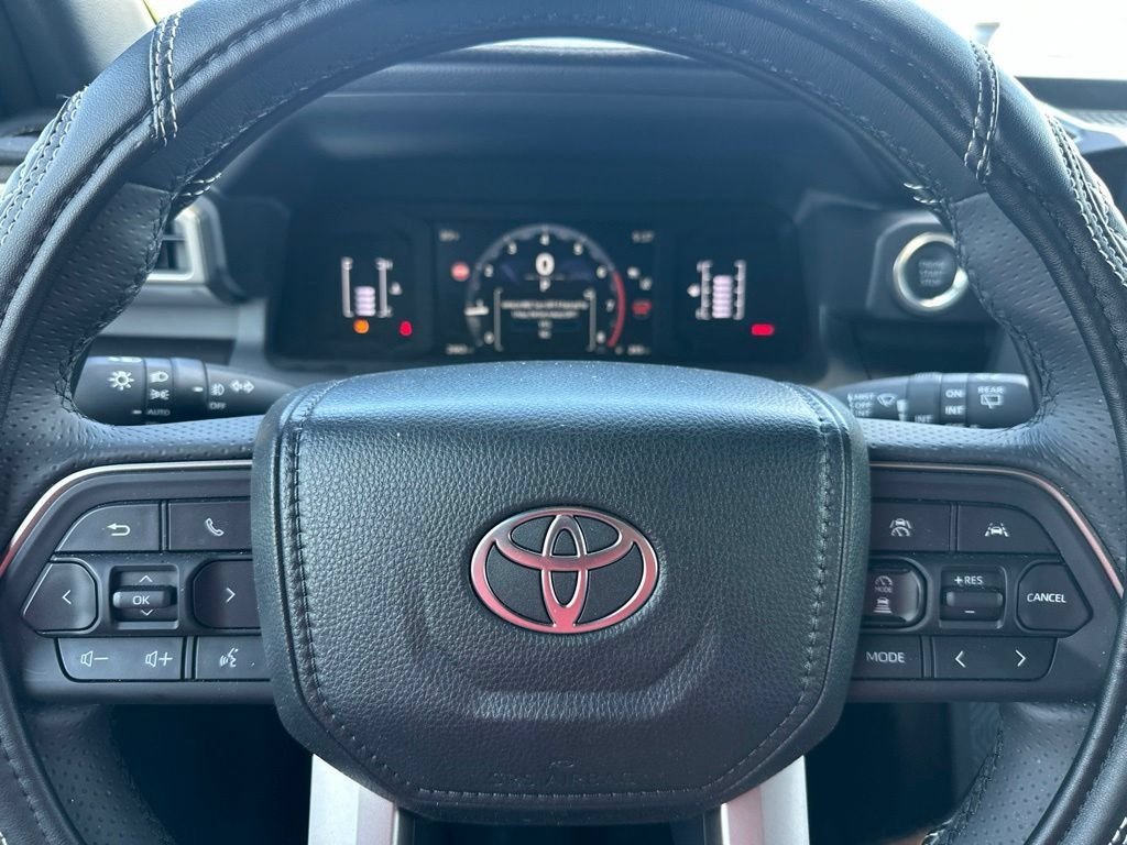Used 2026  Toyota SR5 image 18