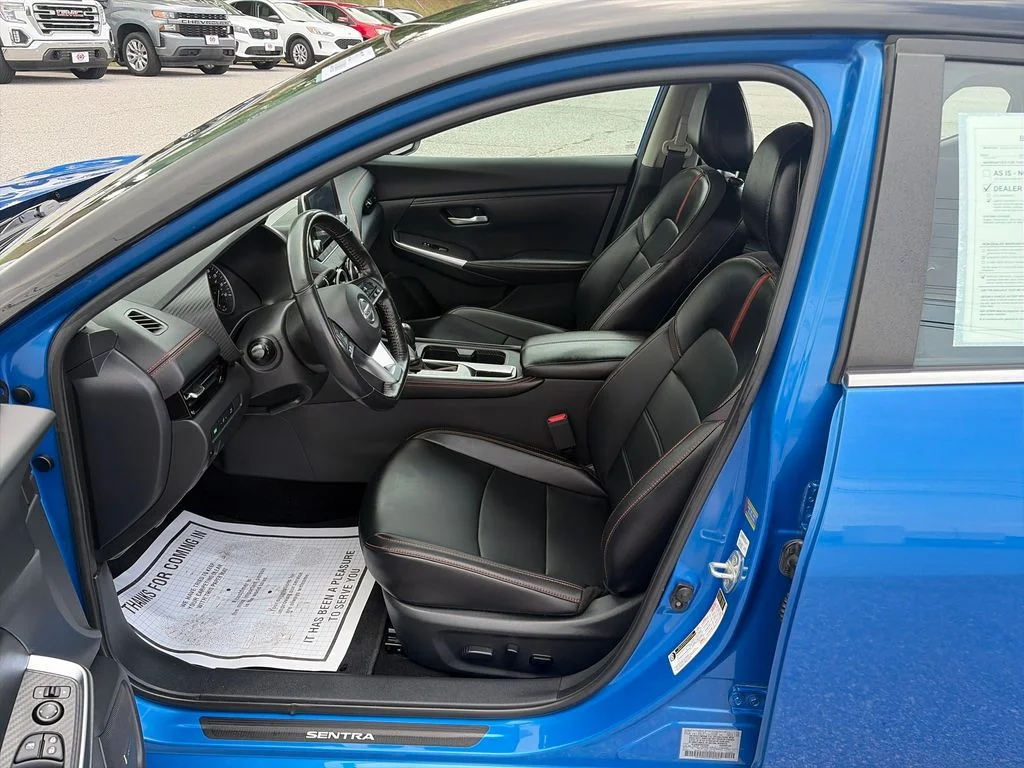 Used 2022 Blue Nissan SR image 10