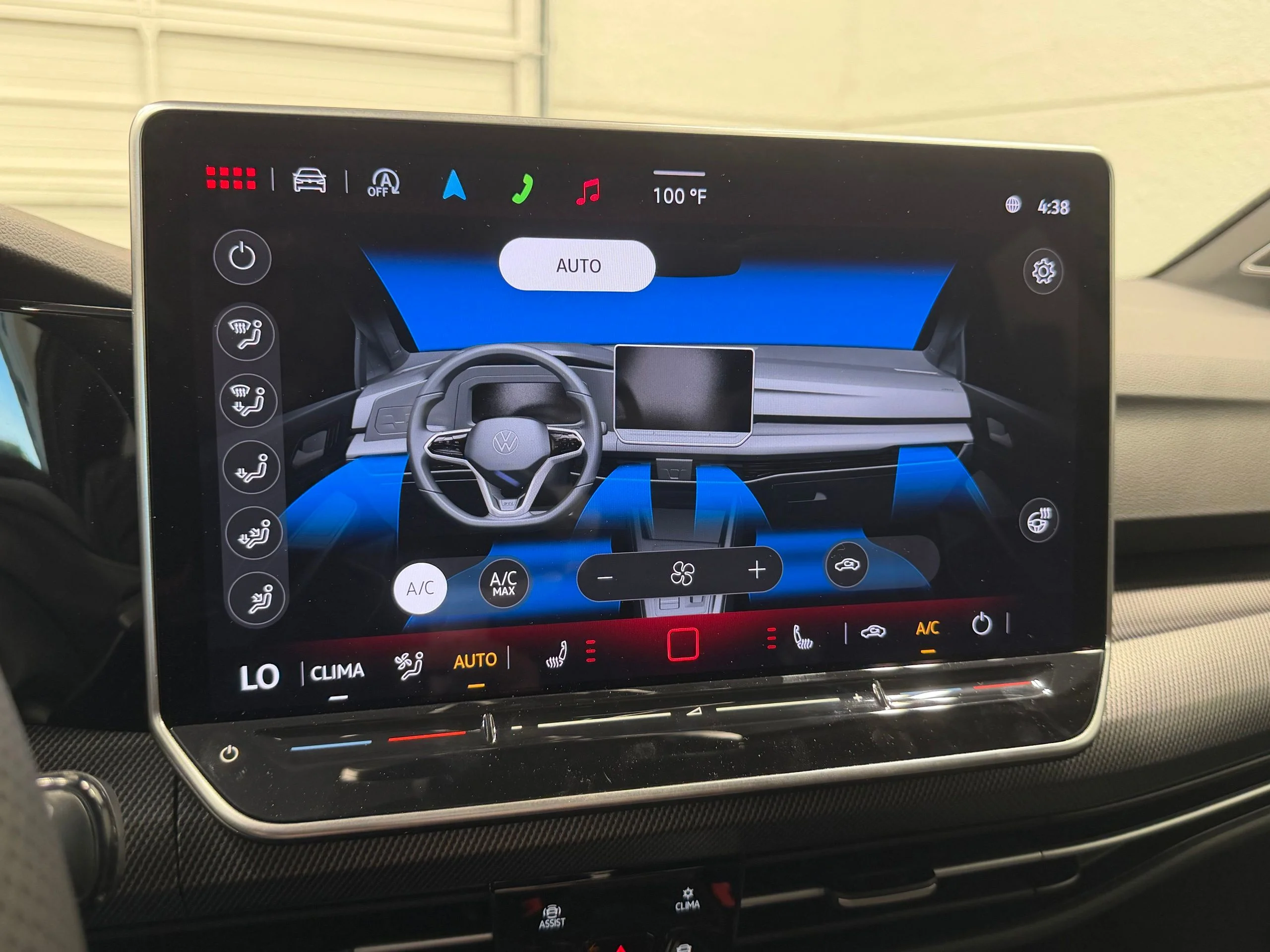 2025 Volkswagen Golf GTI SE - Photo 43