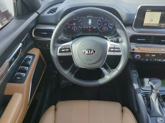 Used 2020 White Kia SX image 13