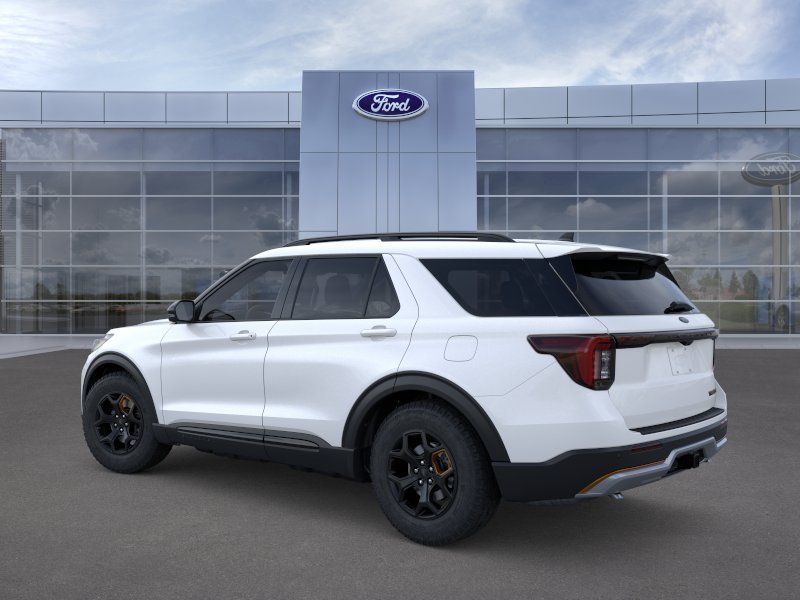 Used 2026 Star White Metallic Tri-Coat Ford Tremor® image 4