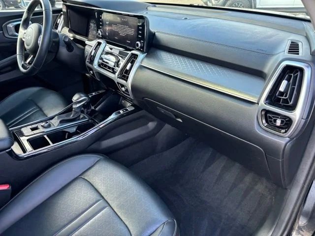Used 2023 Black Kia SX image 23
