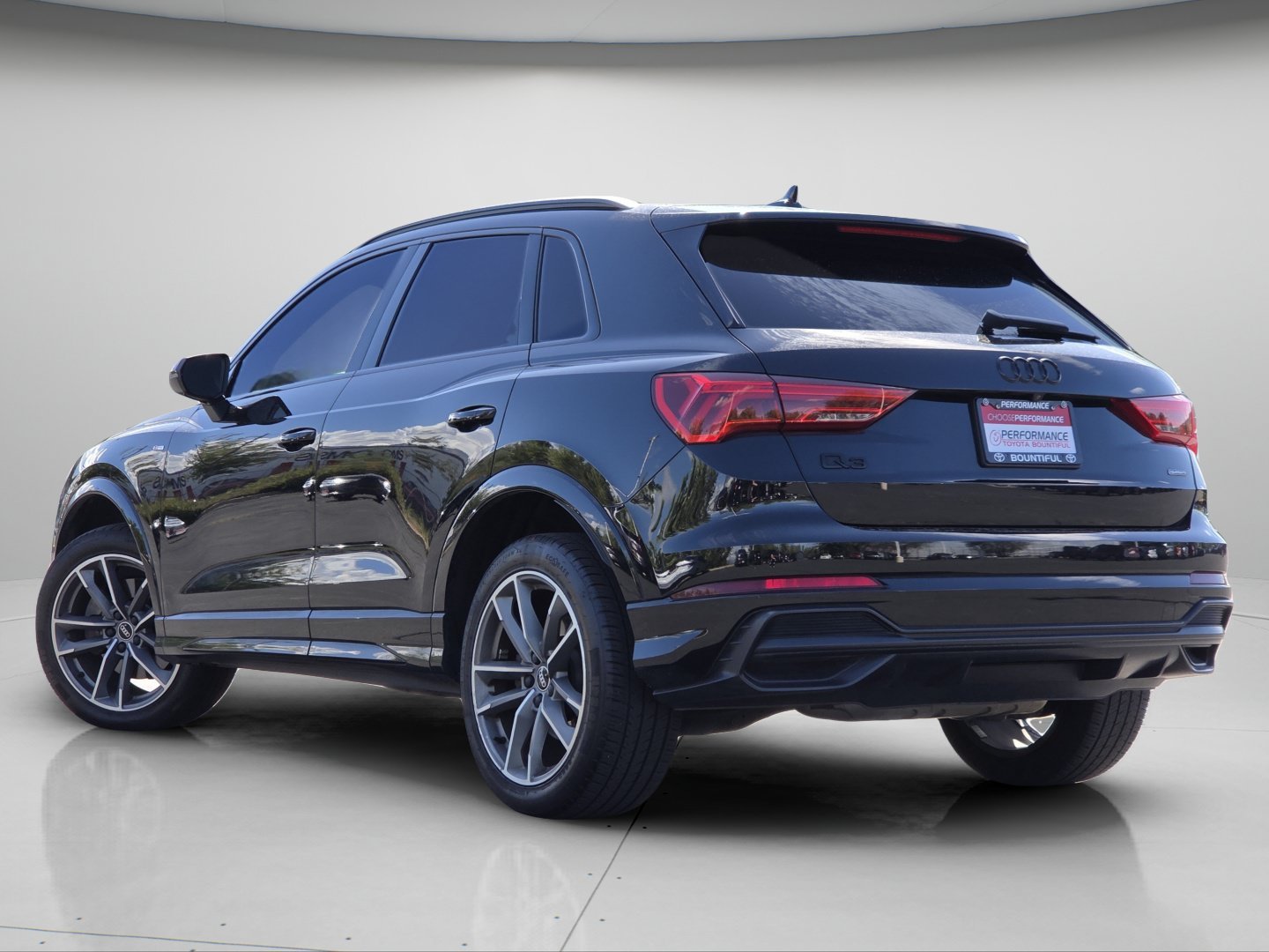 Used 2022 Black Metallic Audi Premium image 22