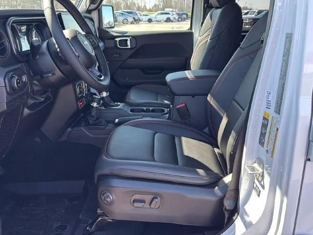 New 2026 White Jeep Rubicon X image 9