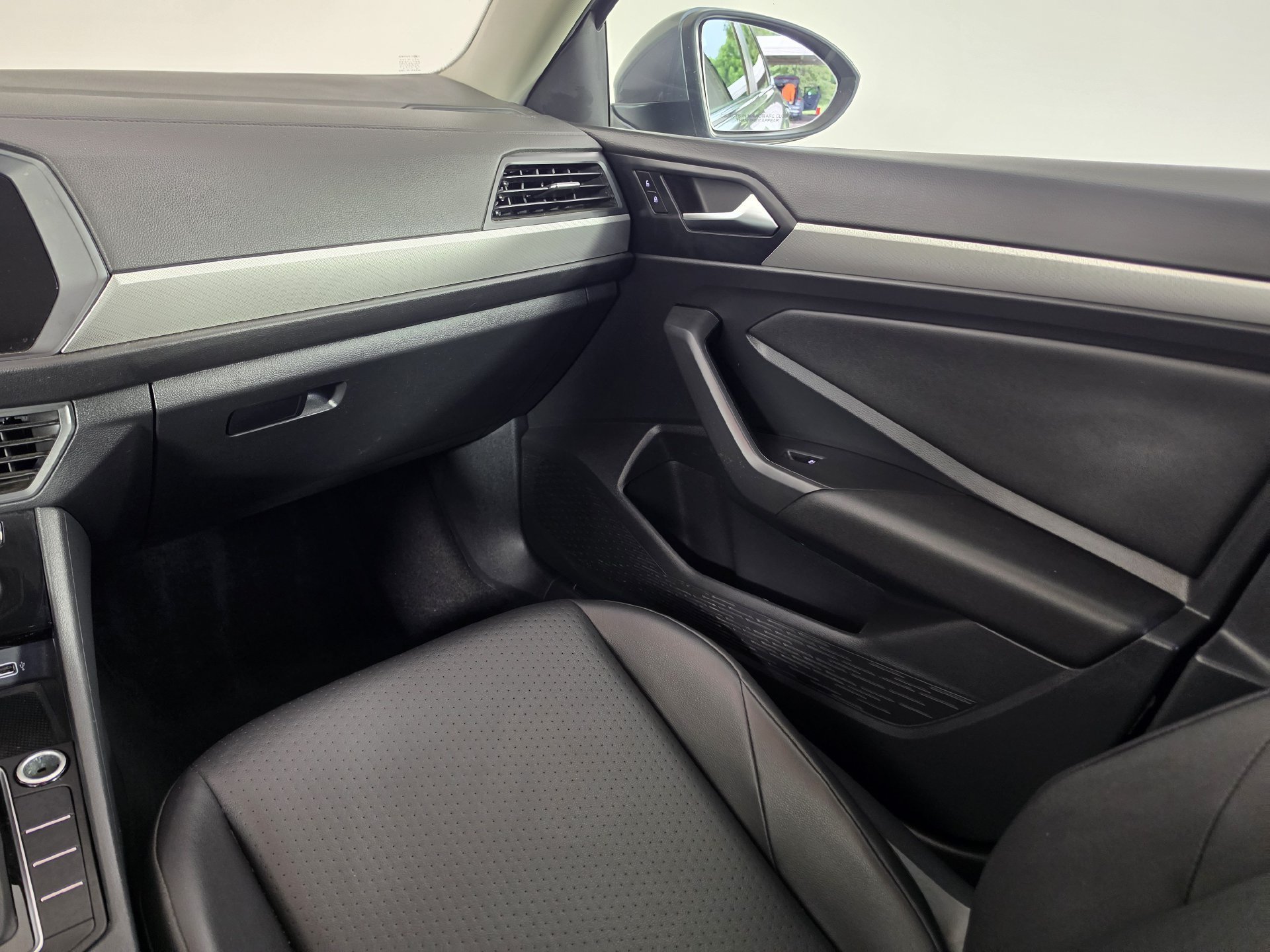 2019 Volkswagen Jetta SE - Photo 26