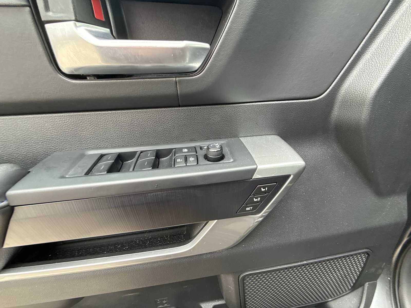 2024 Toyota Tundra Platinum - Photo 23
