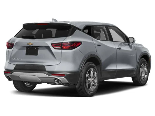 Used 2025 Black Chevrolet LT image 3
