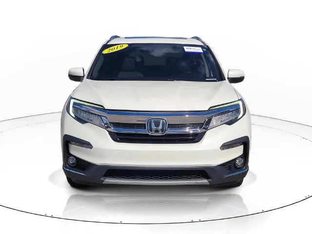 Certified Used 2019 White Honda Elite image 2