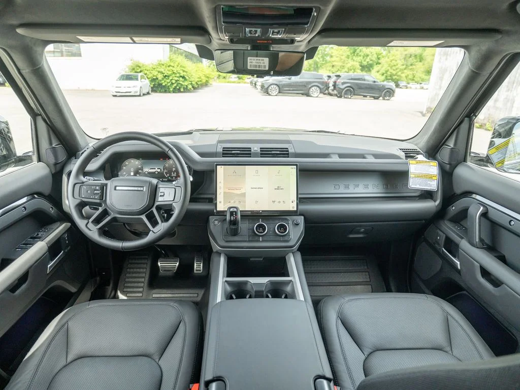 New 2026 Santorini Black Land Rover V8 image 16