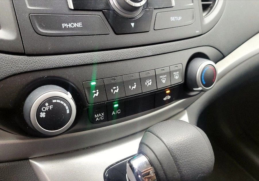 Used 2013  Honda LX image 14