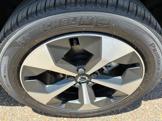 New 2026 Vapour Grey Volvo Plus image 30