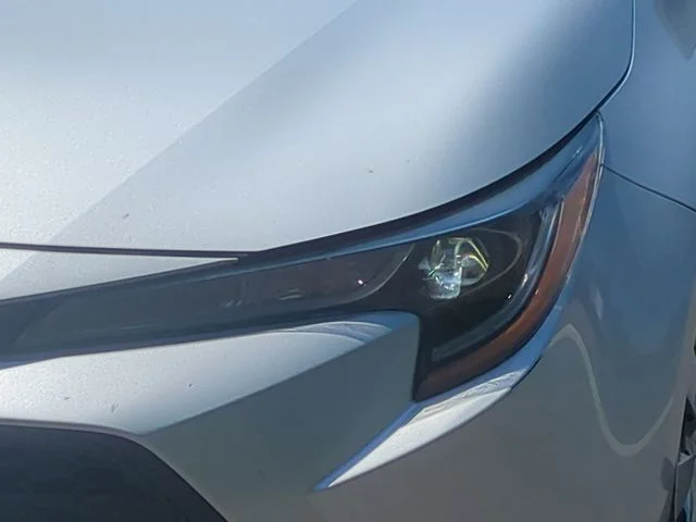 Used 2022 Silver Toyota L image 17