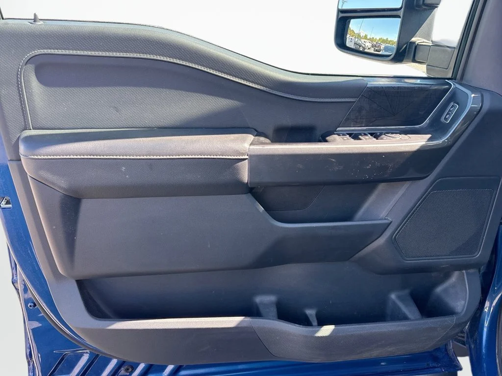 Used 2022 Atlas Blue Metallic Ford XLT image 24