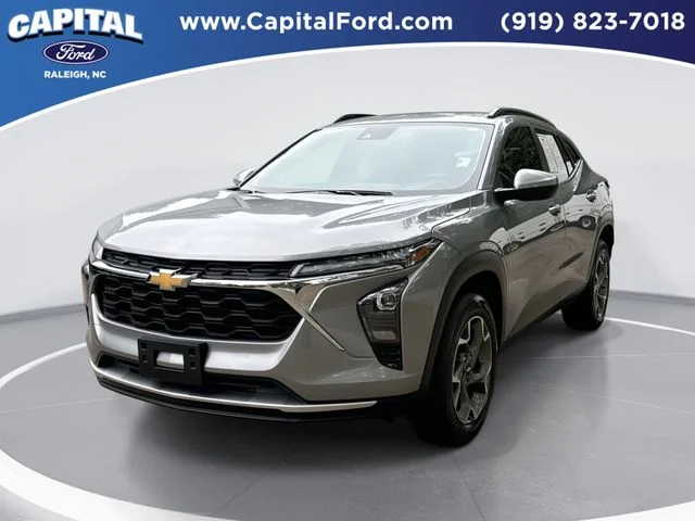 Used 2025 Gray Chevrolet LT image 1