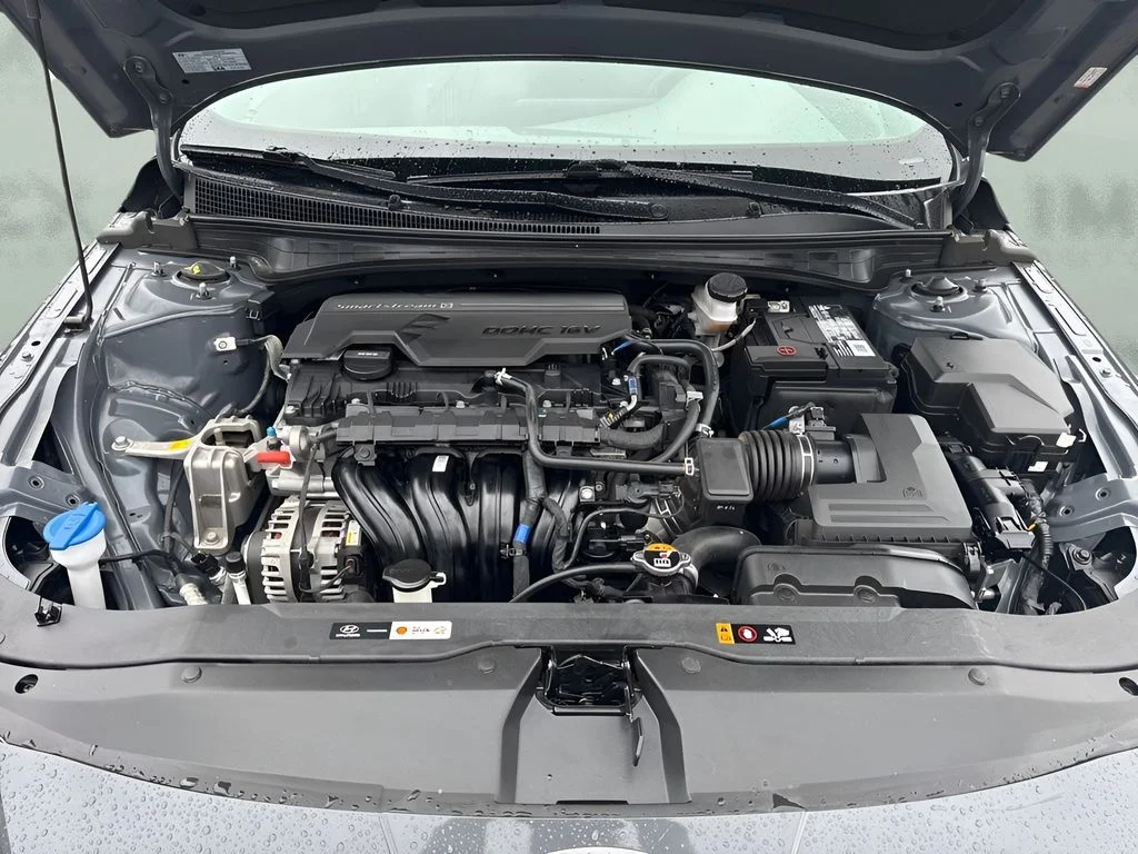 Used 2024 Gray Hyundai SEL image 27