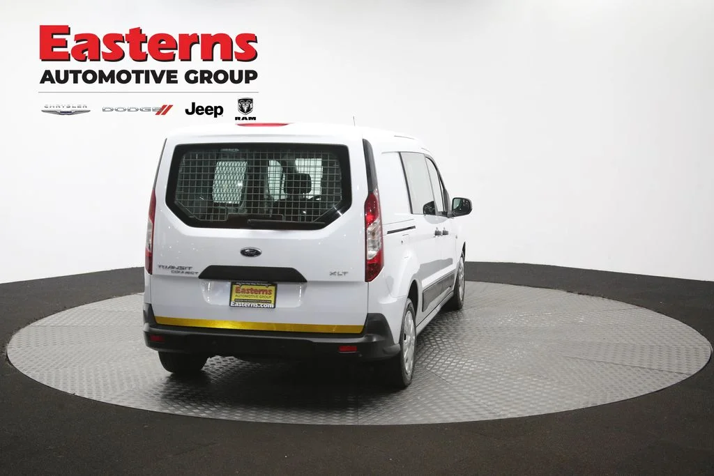Used 2022 White Ford XLT image 38