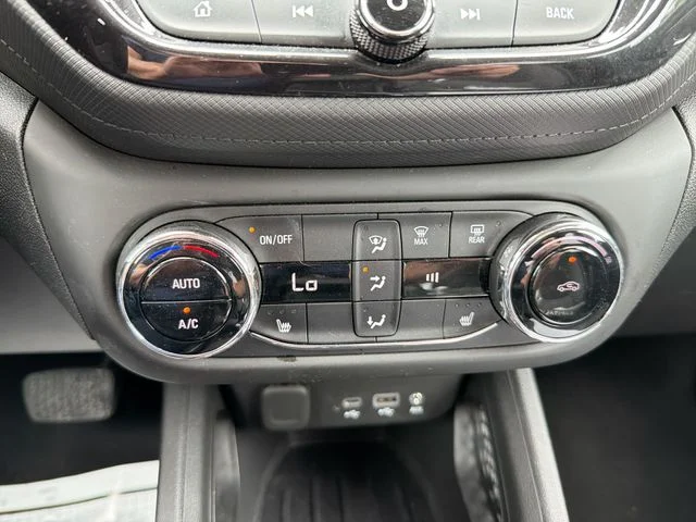 Used 2023 Gray Chevrolet LT image 22
