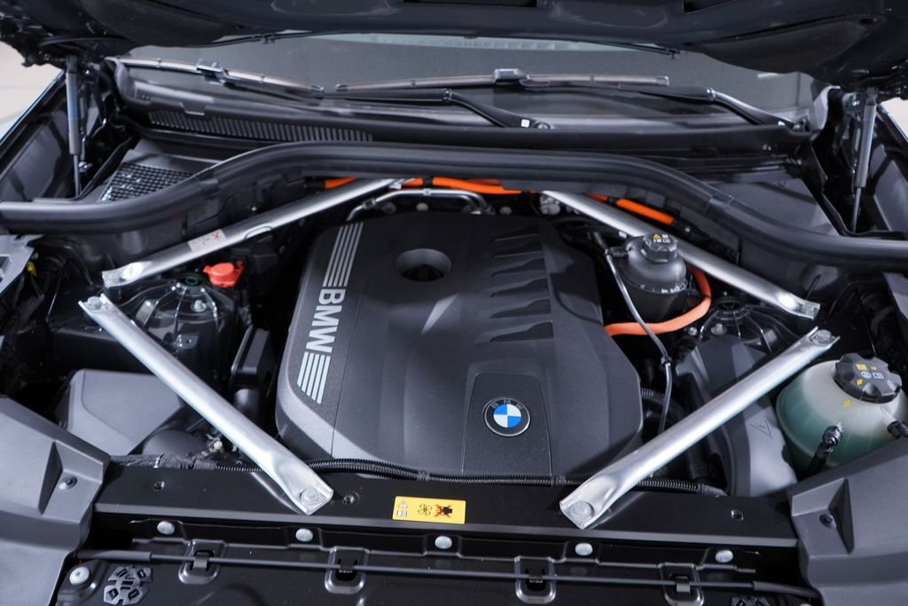 New 2026 Gray Metallic BMW xDrive50e image 19