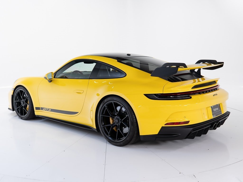 2022 Porsche 911 GT3 photo 3