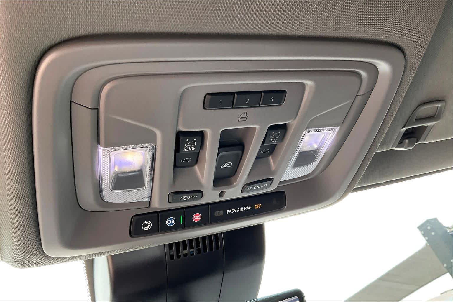 Used 2026 Polar White Tricoat Chevrolet LTZ image 33
