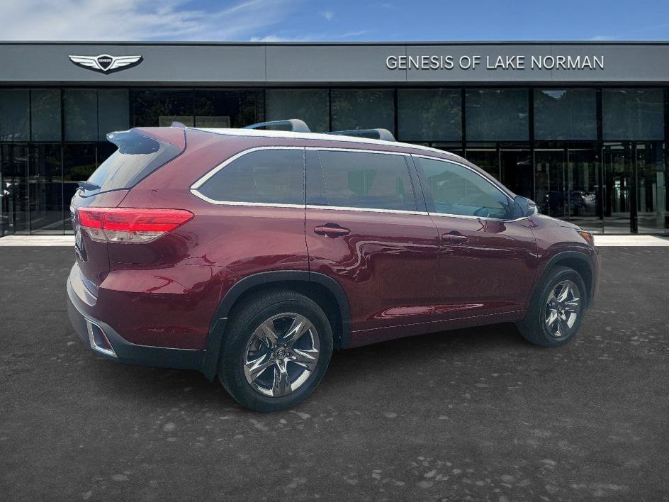 Used 2018 Ooh La La Rouge Mica Toyota Limited Platinum image 5